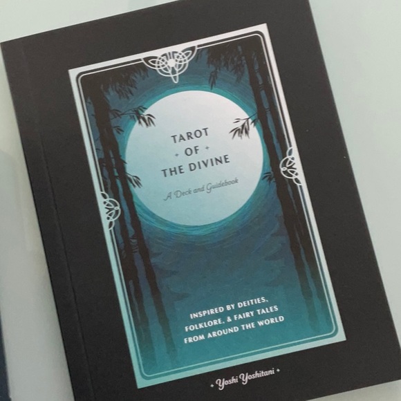 🌸3/$25 “Tarot of the Divine” cards & Guidebook - Picture 7 of 12